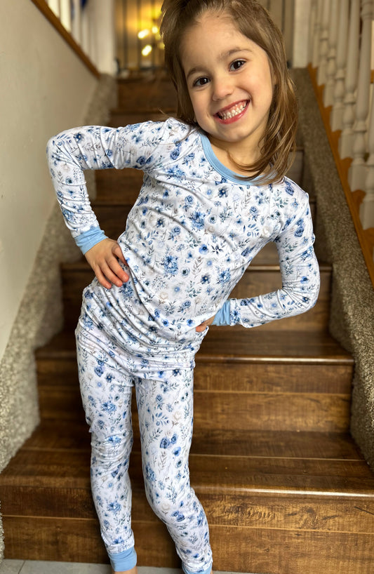Two-Piece Pajama Set - Frosted Petals